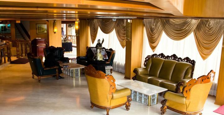 The Shelton Grand Hotel Μπανγκαλόρ Εξωτερικό φωτογραφία