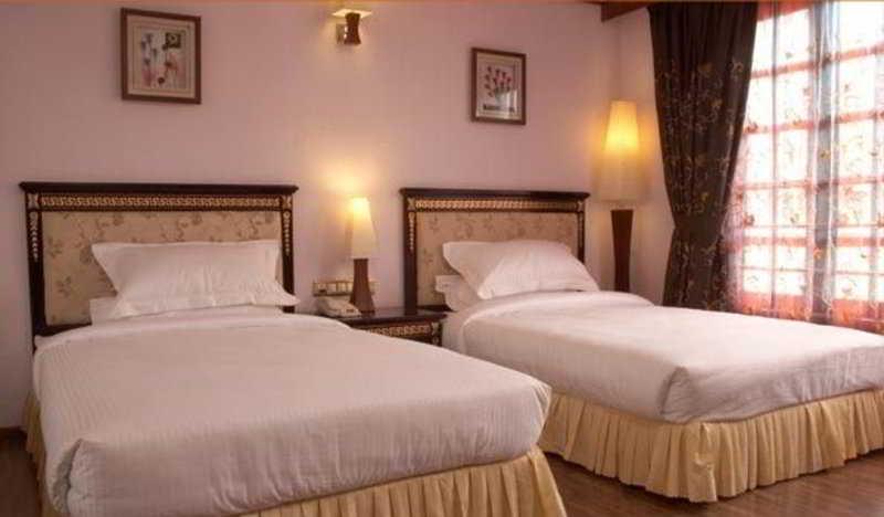 The Shelton Grand Hotel Μπανγκαλόρ Εξωτερικό φωτογραφία